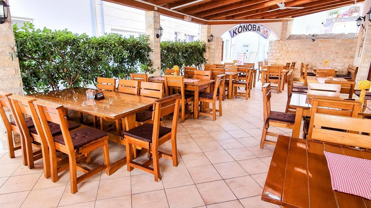Villa Palcic โนวาลยา ภายนอก รูปภาพ