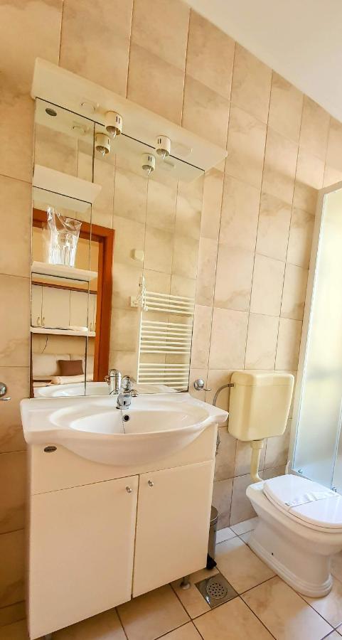 Villa Palcic โนวาลยา ภายนอก รูปภาพ