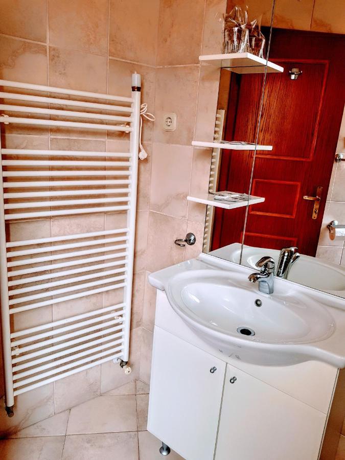 Villa Palcic โนวาลยา ภายนอก รูปภาพ