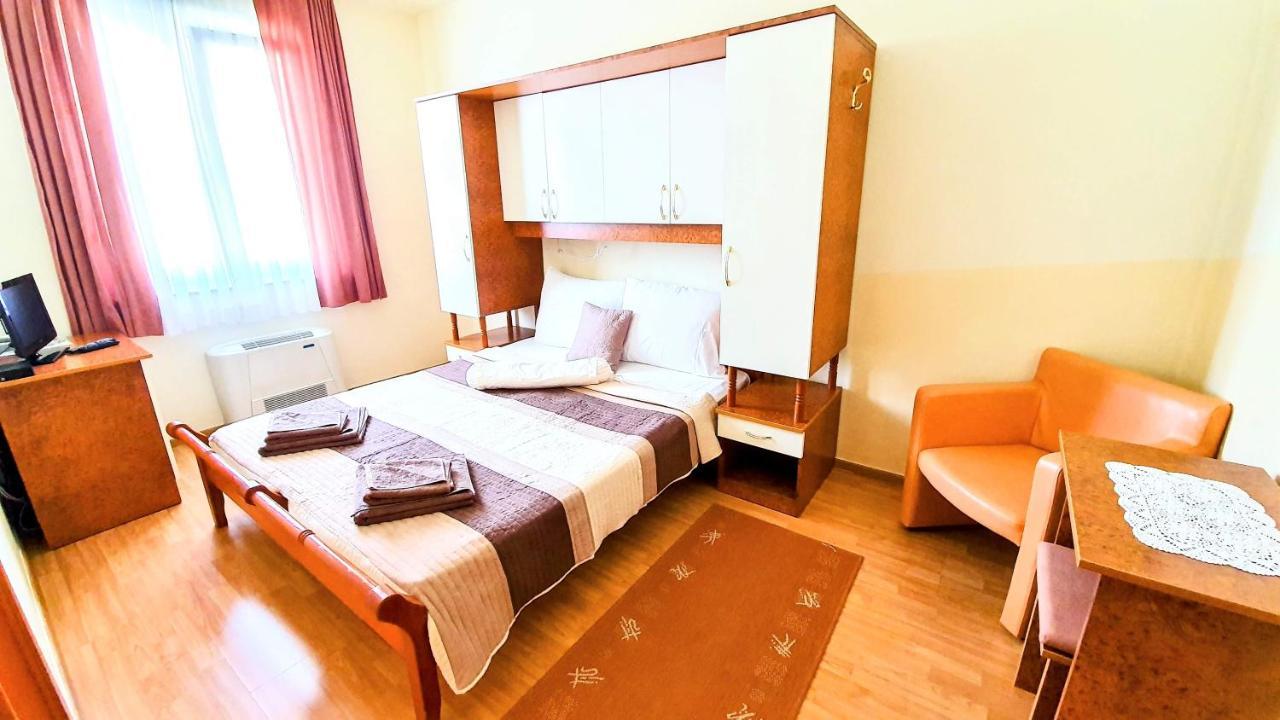 Villa Palcic โนวาลยา ภายนอก รูปภาพ