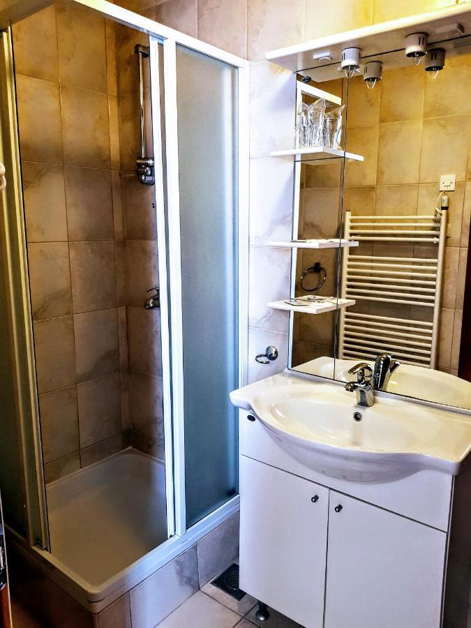 Villa Palcic โนวาลยา ภายนอก รูปภาพ