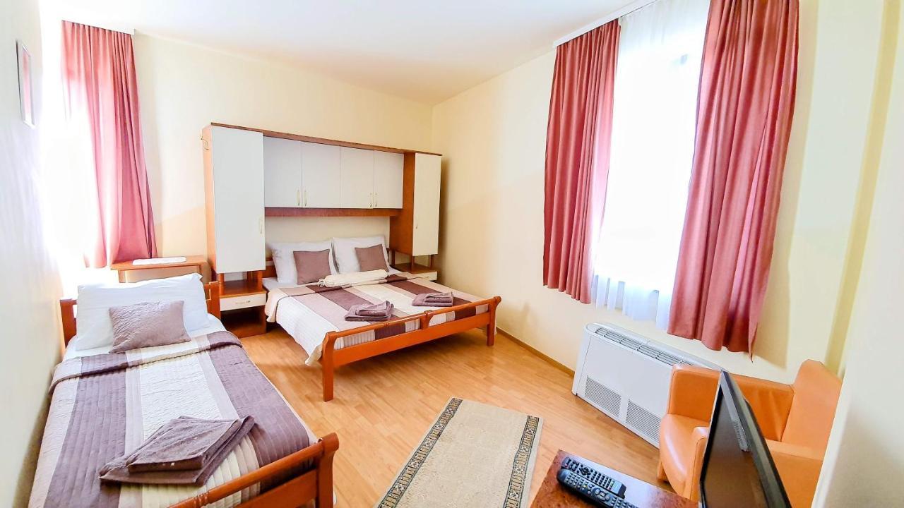 Villa Palcic โนวาลยา ภายนอก รูปภาพ