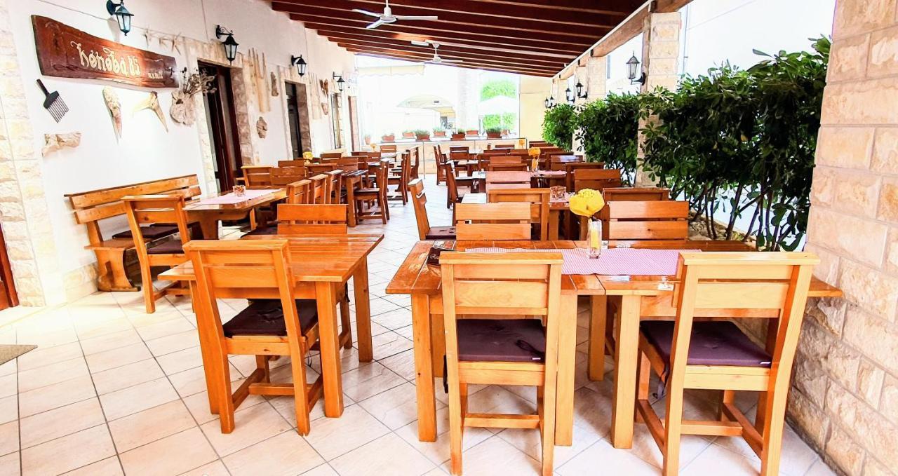 Villa Palcic โนวาลยา ภายนอก รูปภาพ