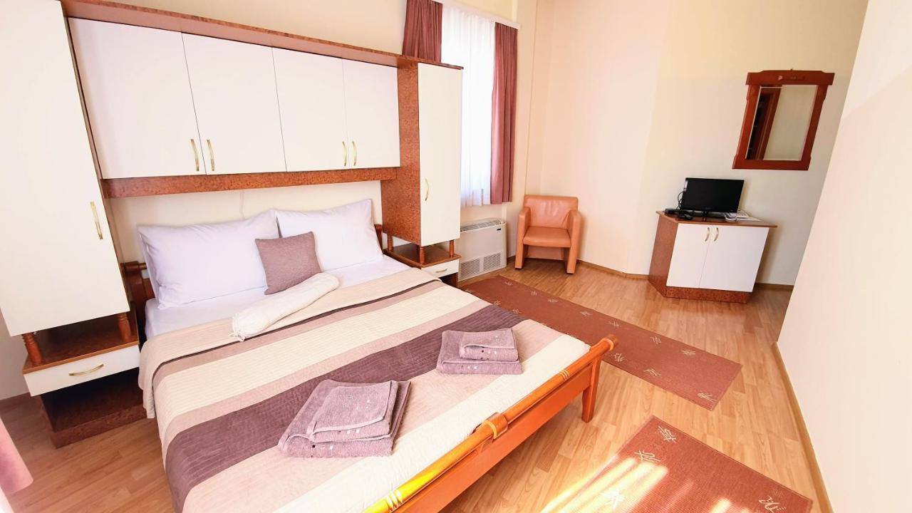 Villa Palcic โนวาลยา ภายนอก รูปภาพ